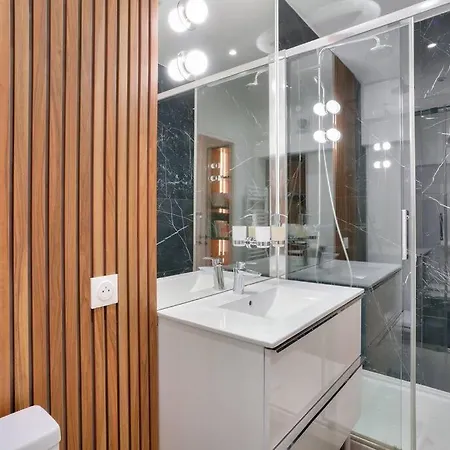 Beautiful 3 Bedrooms Near Eiffel Tower * Paris