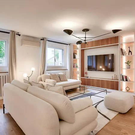Daire Beautiful 3 Bedrooms Near Eiffel Tower Paris