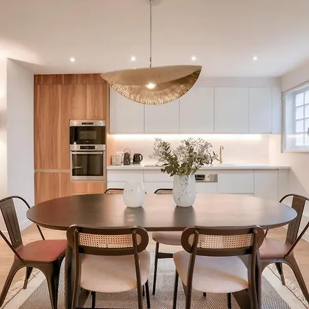 Beautiful 3 Bedrooms Near Eiffel Tower *