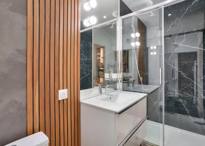 Beautiful 3 Bedrooms Near Eiffel Tower Paris