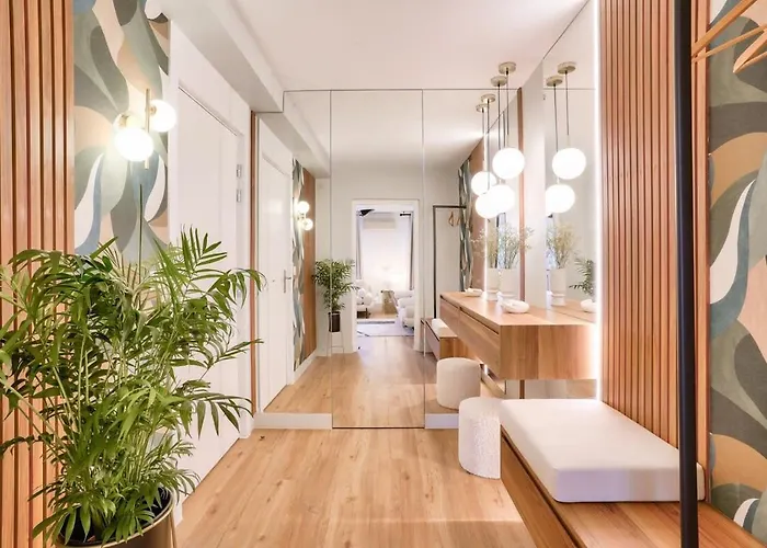 Beautiful 3 Bedrooms Near Eiffel Tower