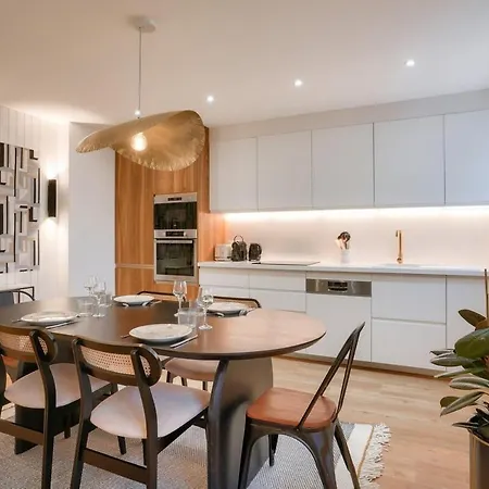 Apartman Beautiful 3 Bedrooms Near Eiffel Tower *